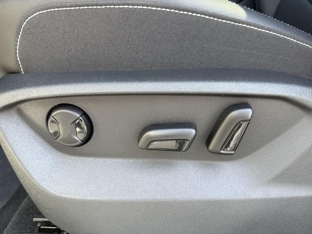 new 2026 Volkswagen Atlas car, priced at $41,579