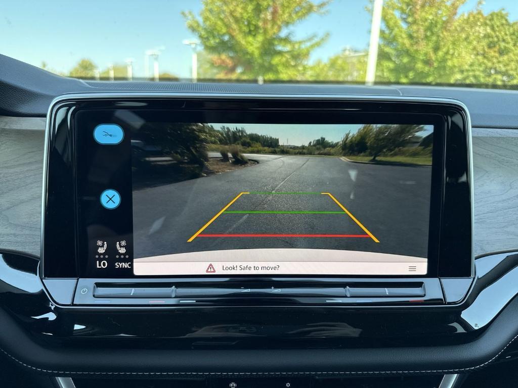 new 2026 Volkswagen Atlas car, priced at $41,579