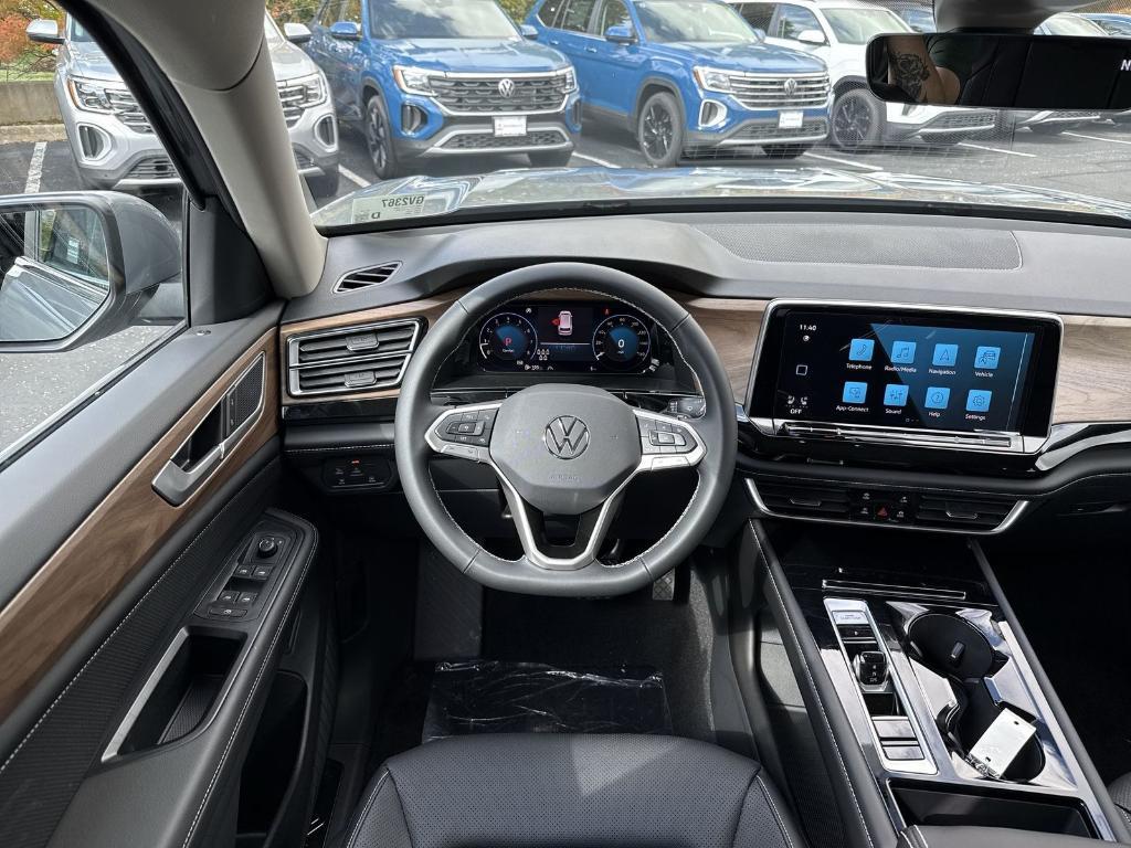 new 2026 Volkswagen Atlas car, priced at $47,576