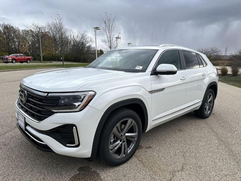 new 2024 Volkswagen Atlas Cross Sport car, priced at $40,299