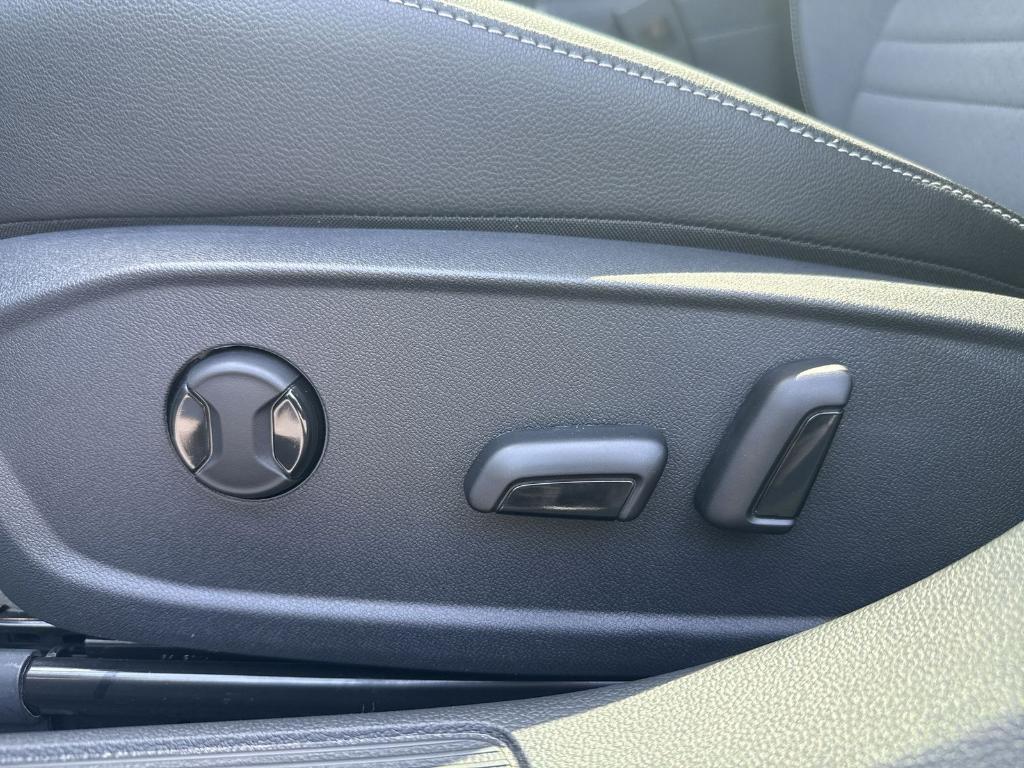new 2025 Volkswagen Jetta car, priced at $28,620