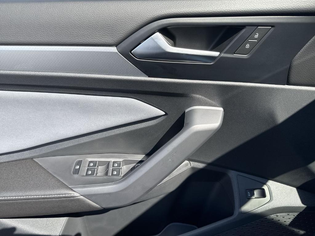 new 2025 Volkswagen Jetta car, priced at $28,620