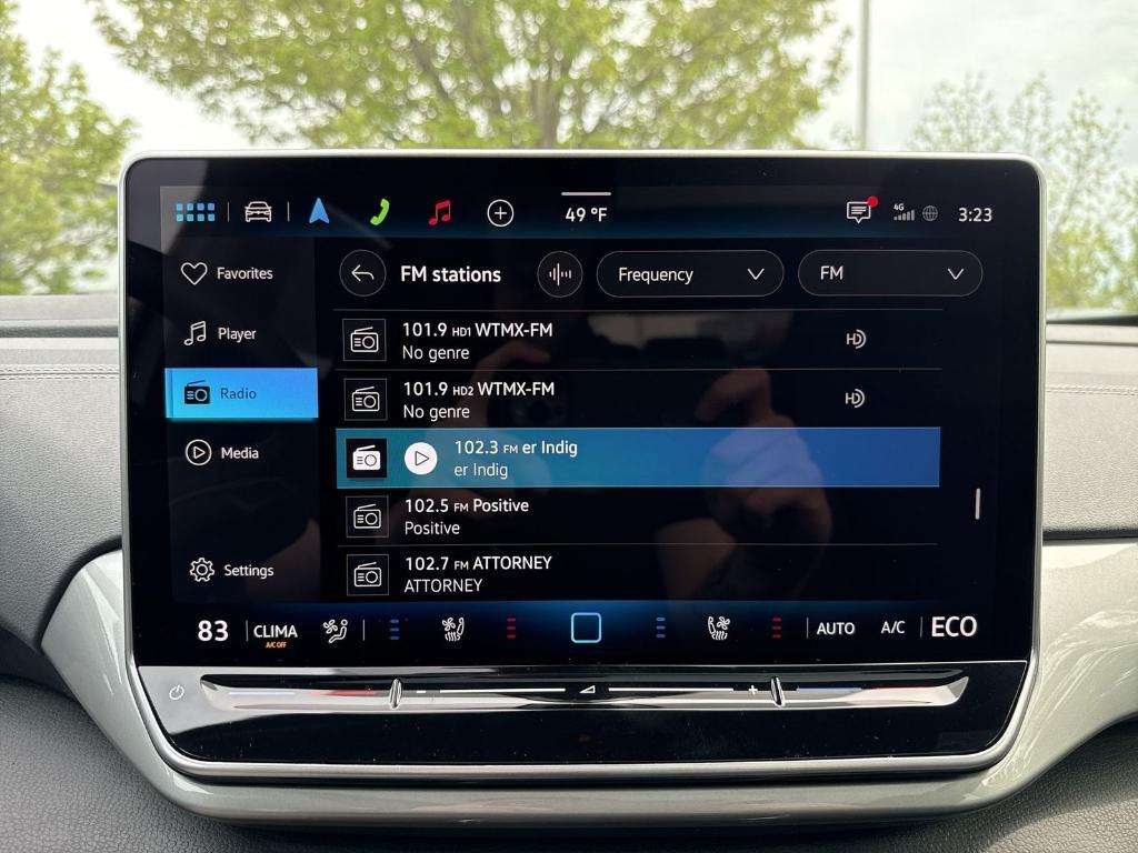 new 2025 Volkswagen ID.4 car, priced at $48,368