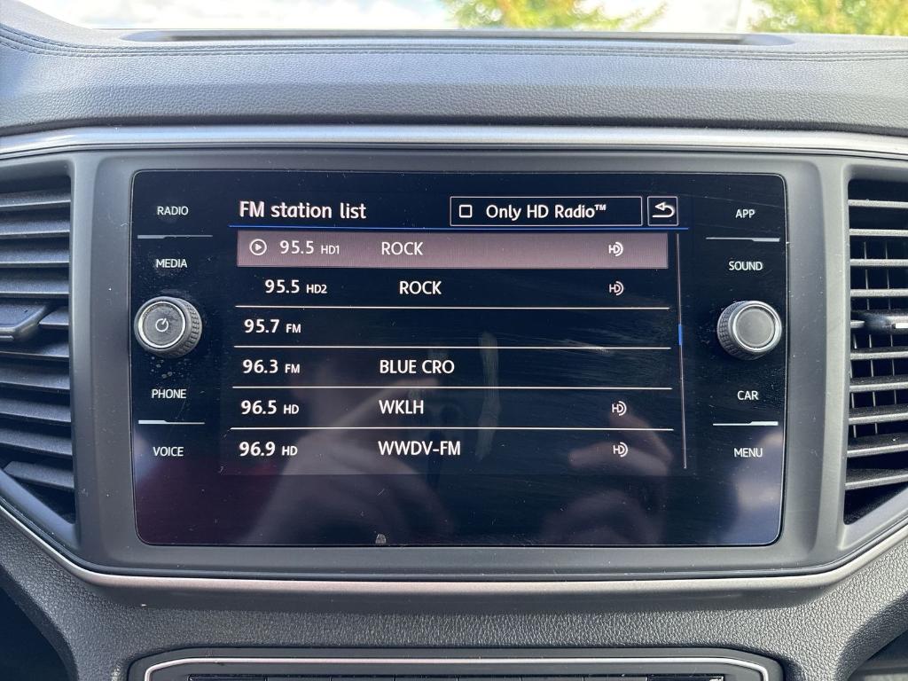 used 2020 Volkswagen Atlas Cross Sport car, priced at $17,562