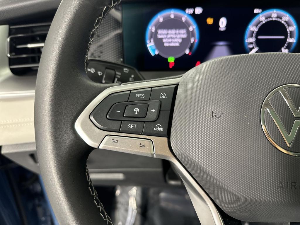 used 2025 Volkswagen Tiguan car, priced at $35,995
