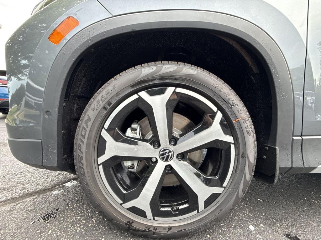 new 2025 Volkswagen Tiguan car, priced at $35,474