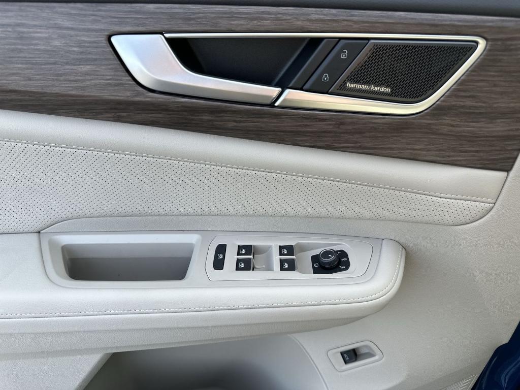 new 2025 Volkswagen Atlas car, priced at $51,411