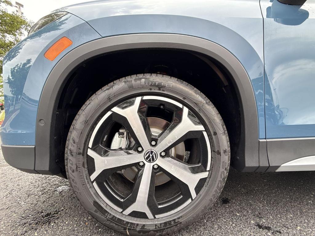 new 2025 Volkswagen Tiguan car