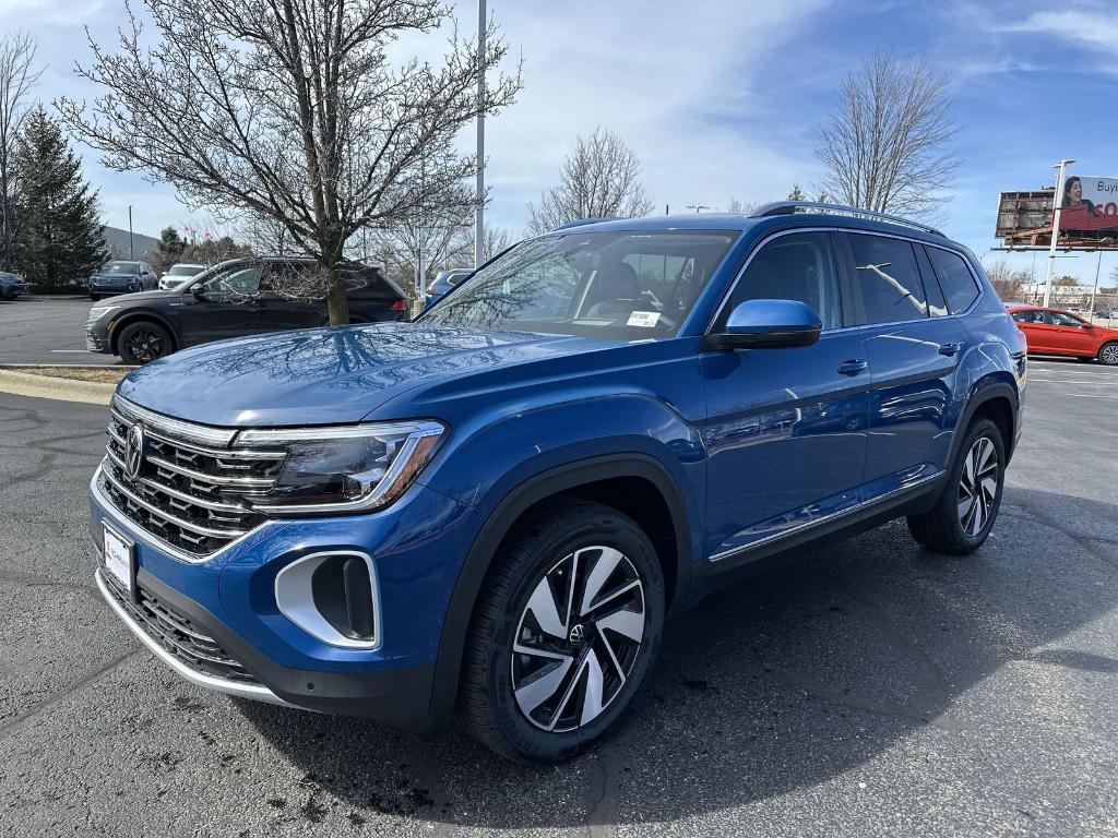 new 2025 Volkswagen Atlas car, priced at $47,170