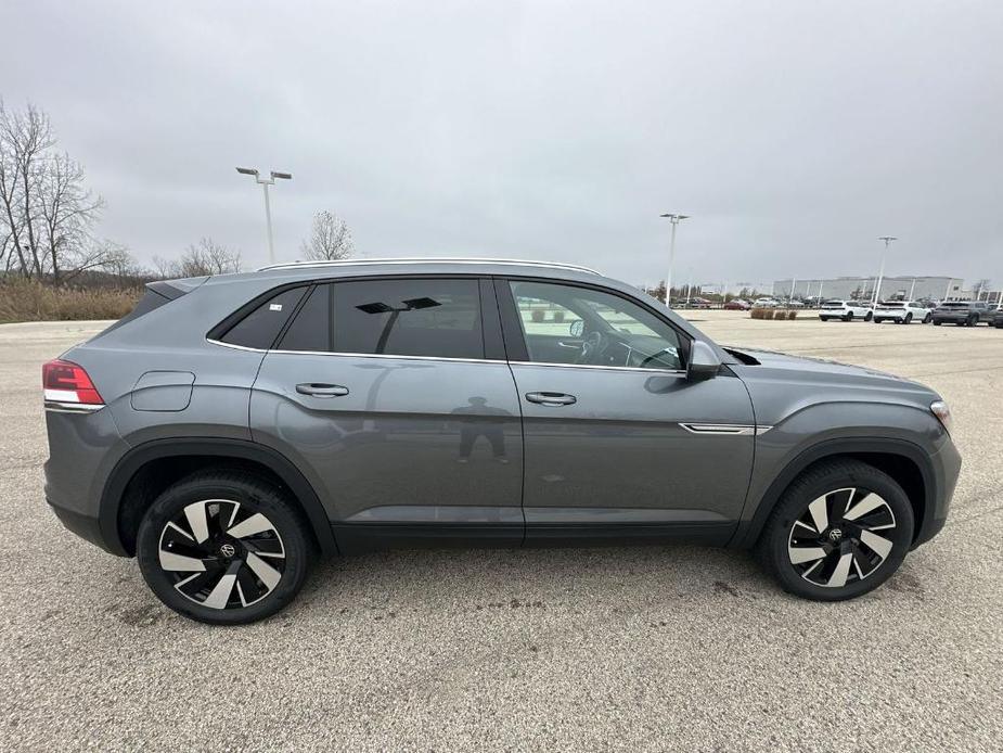 new 2024 Volkswagen Atlas Cross Sport car, priced at $34,995