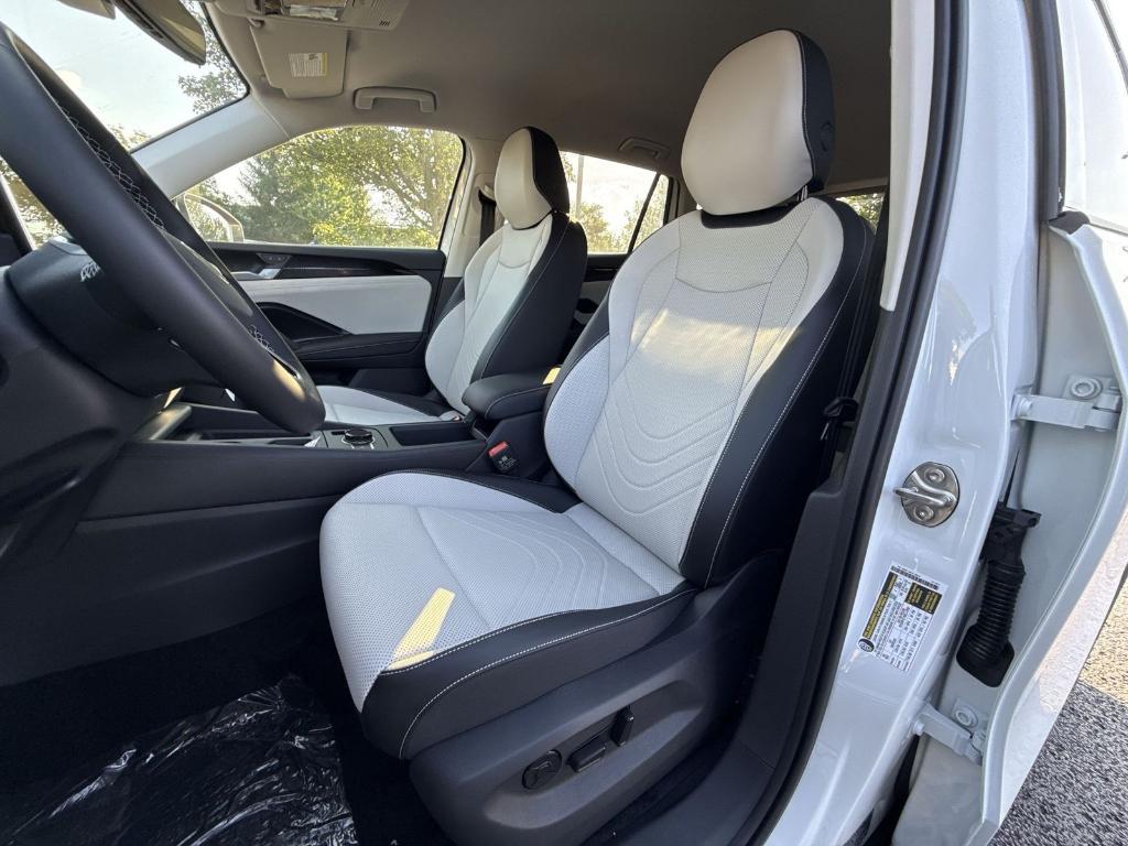 new 2025 Volkswagen Tiguan car, priced at $34,717