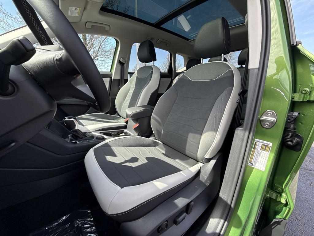 new 2025 Volkswagen Taos car, priced at $29,870