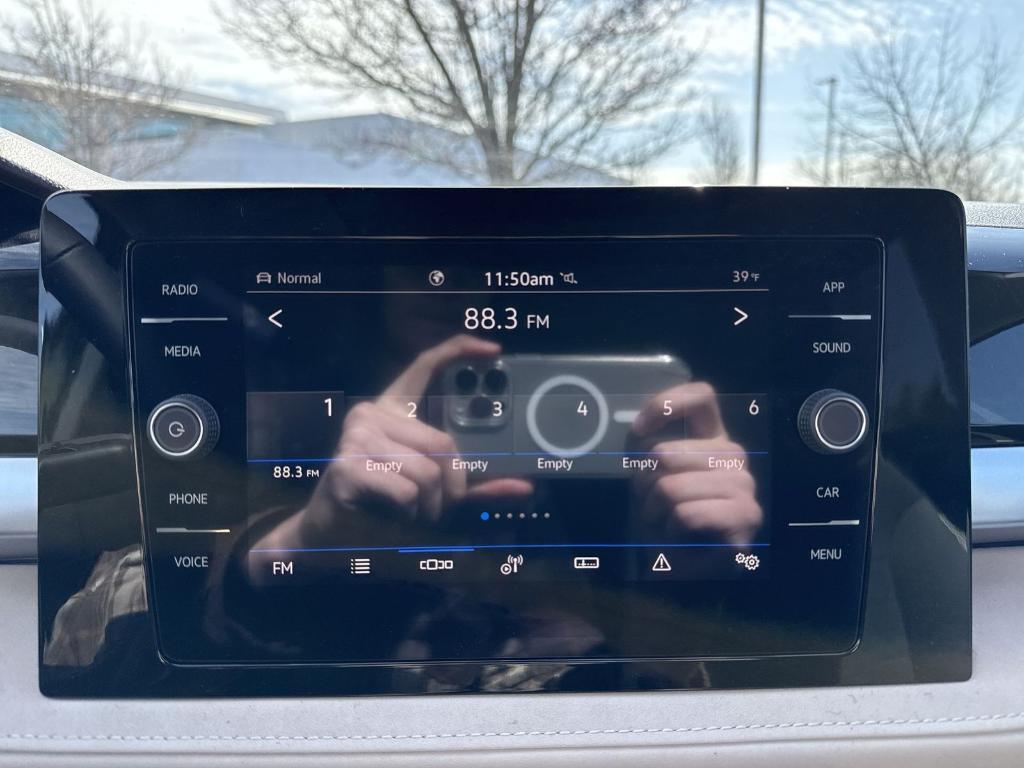 new 2025 Volkswagen Taos car, priced at $29,870