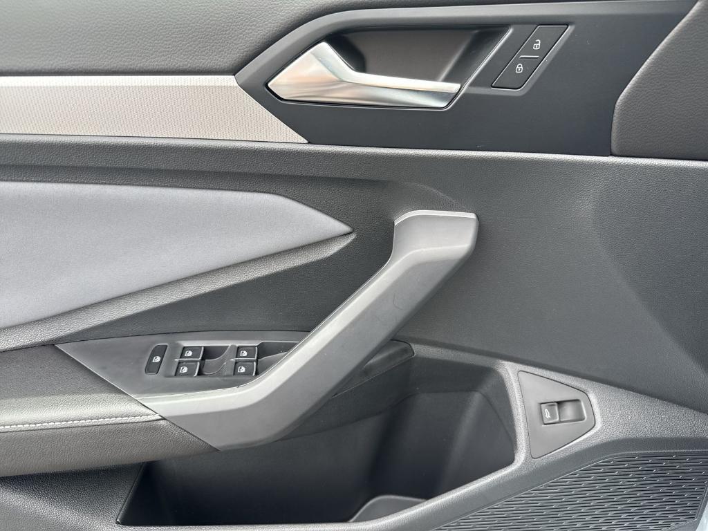new 2025 Volkswagen Jetta car, priced at $25,194