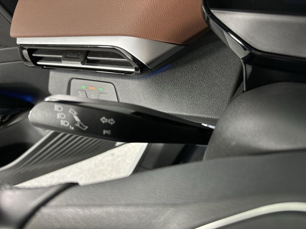 used 2022 Volkswagen ID.4 car, priced at $21,890