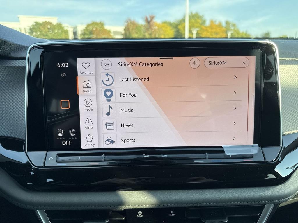 new 2025 Volkswagen Atlas car, priced at $40,605