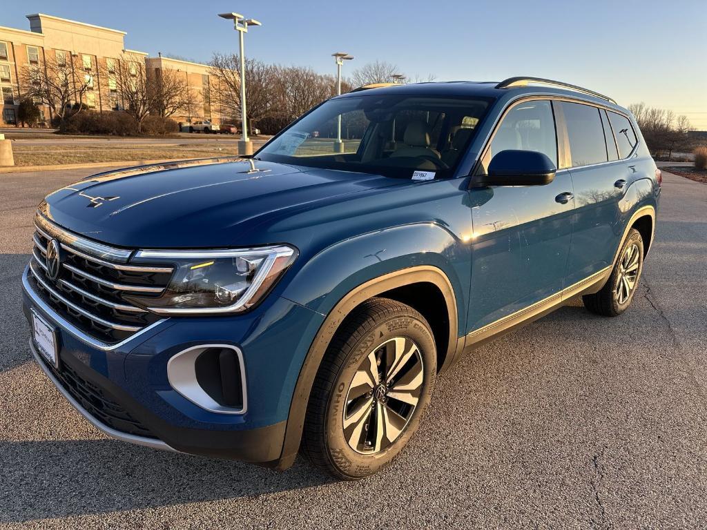 new 2025 Volkswagen Atlas car, priced at $39,006