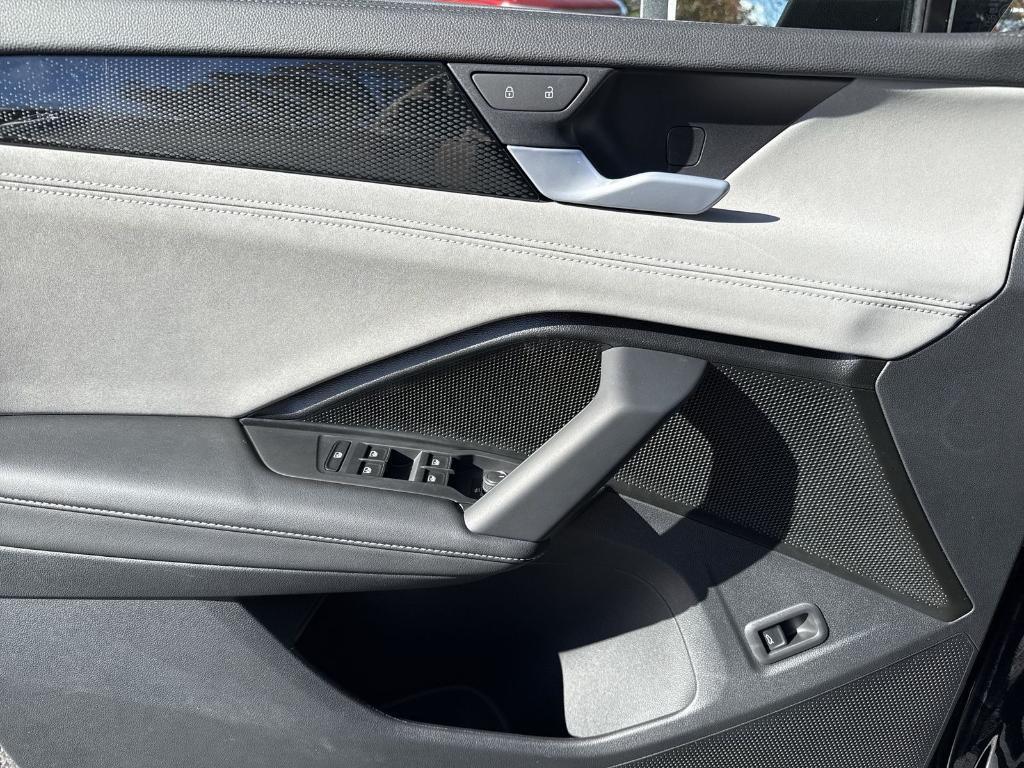 new 2025 Volkswagen Tiguan car, priced at $34,845