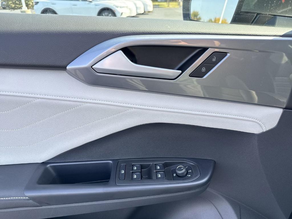 new 2025 Volkswagen Taos car, priced at $36,735