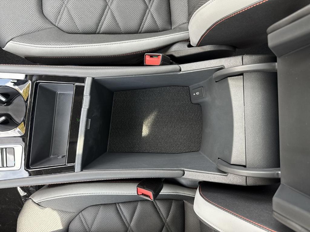 new 2025 Volkswagen Atlas car, priced at $40,605