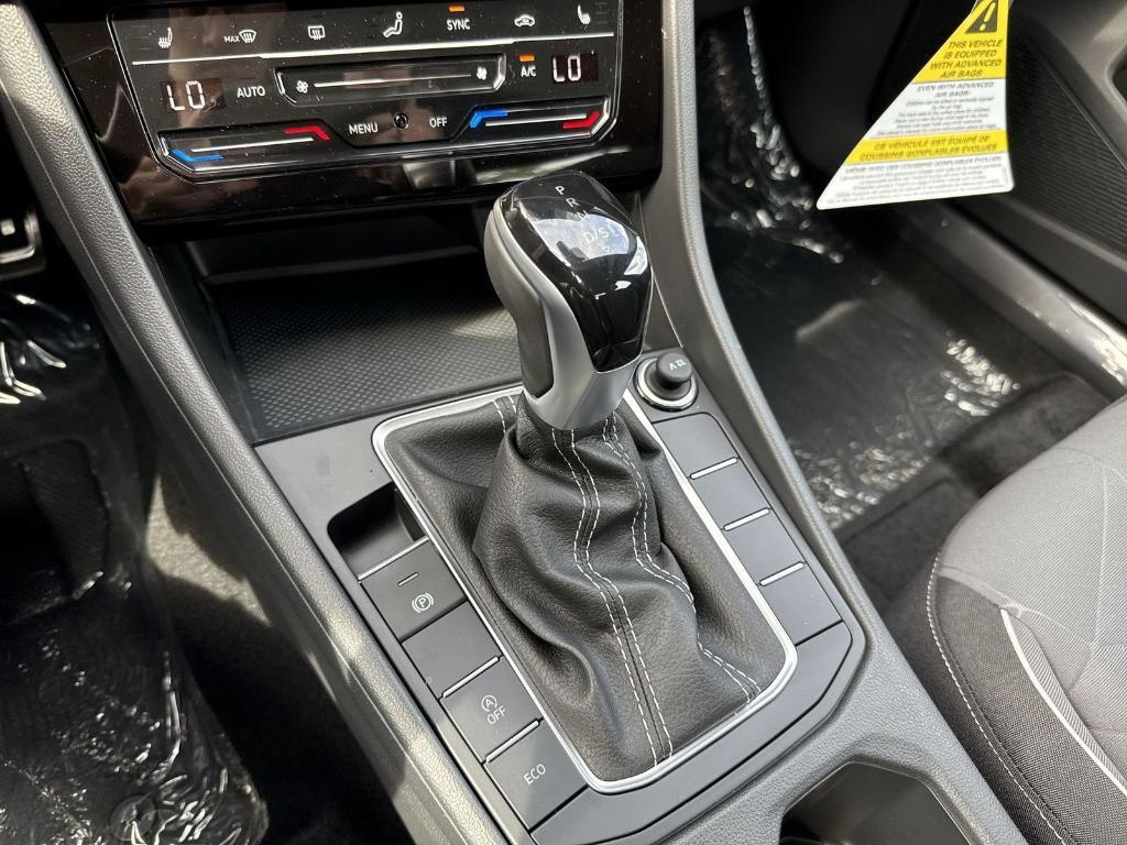 new 2025 Volkswagen Jetta car, priced at $25,027