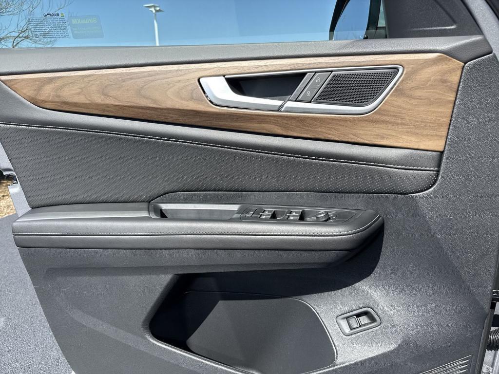 new 2026 Volkswagen Atlas car, priced at $46,607