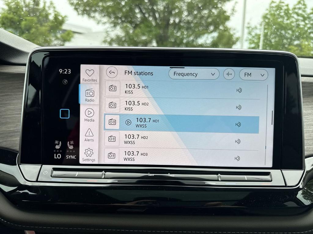 new 2025 Volkswagen Atlas car, priced at $41,911