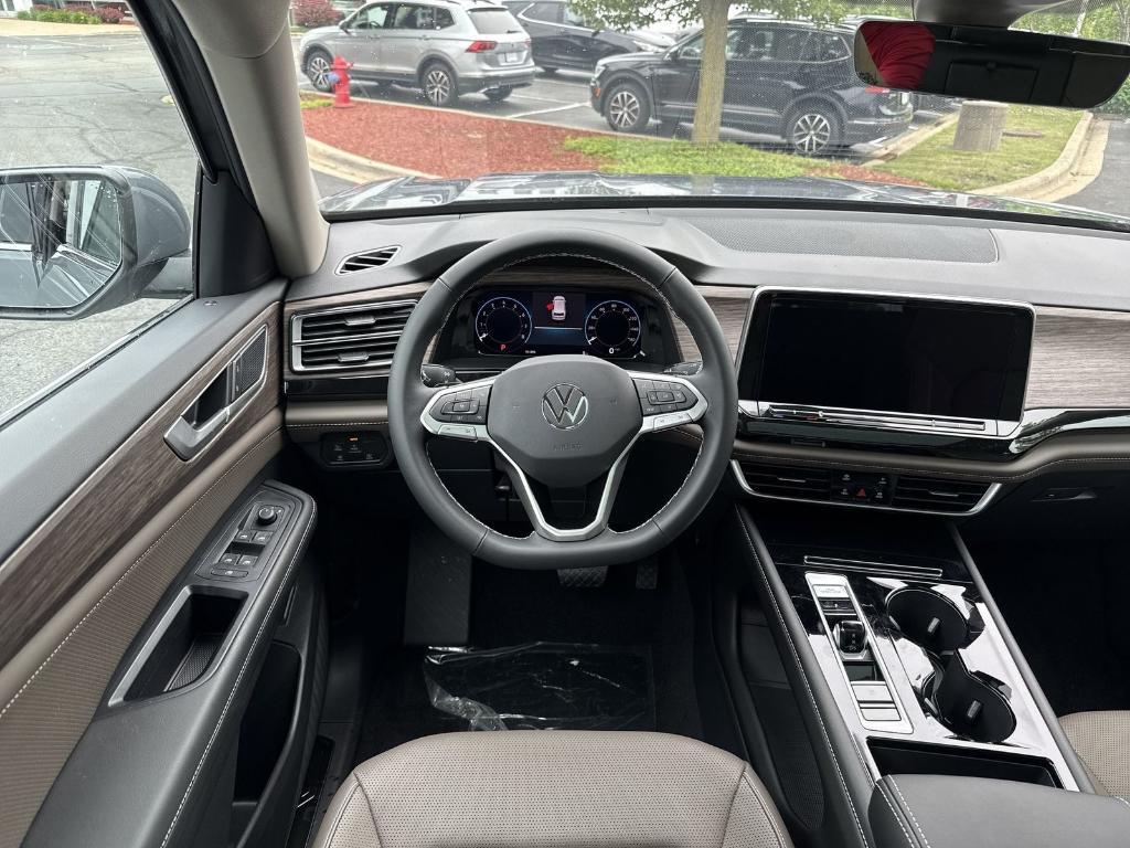 new 2025 Volkswagen Atlas car, priced at $41,911