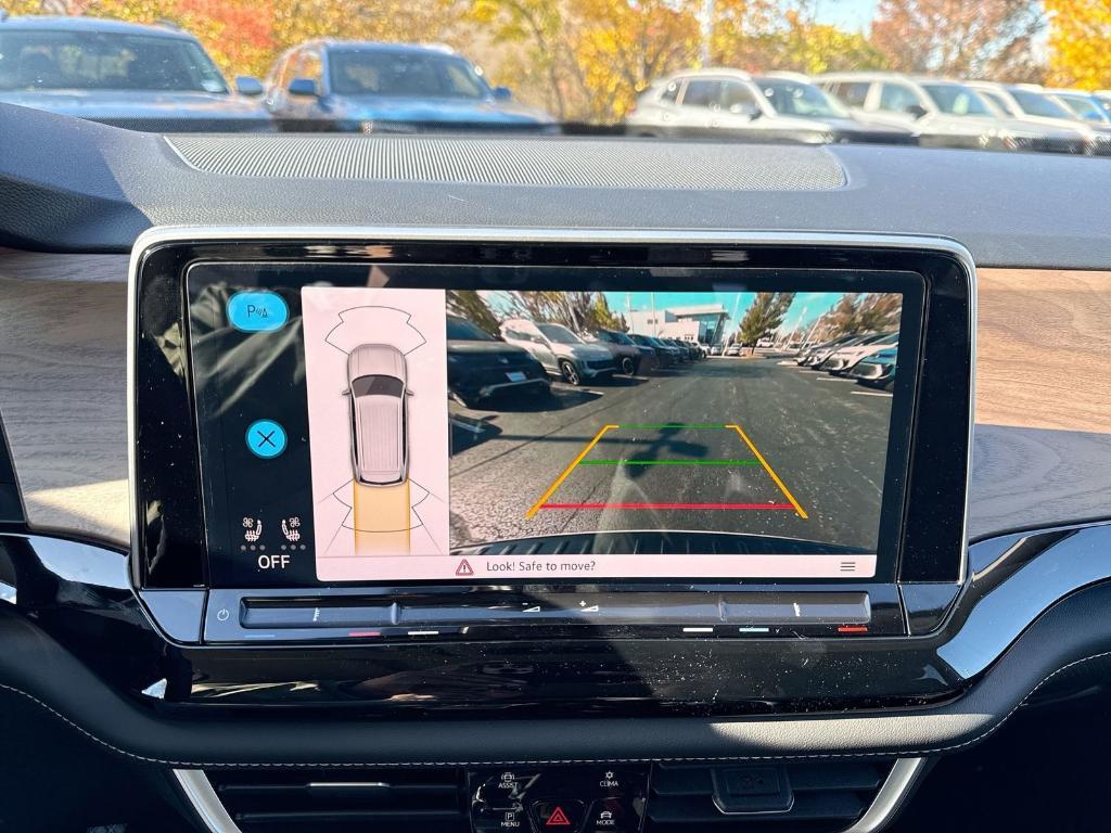 new 2026 Volkswagen Atlas car, priced at $48,174