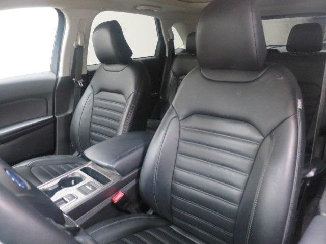 used 2022 Ford Edge car, priced at $28,995