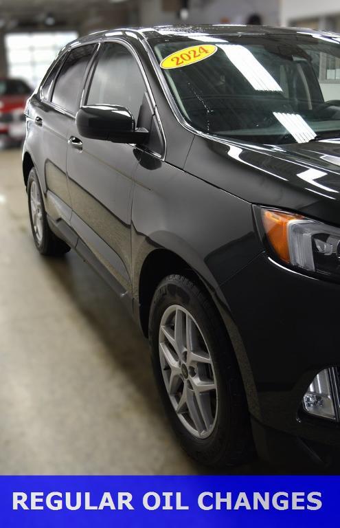 used 2024 Ford Edge car, priced at $30,495