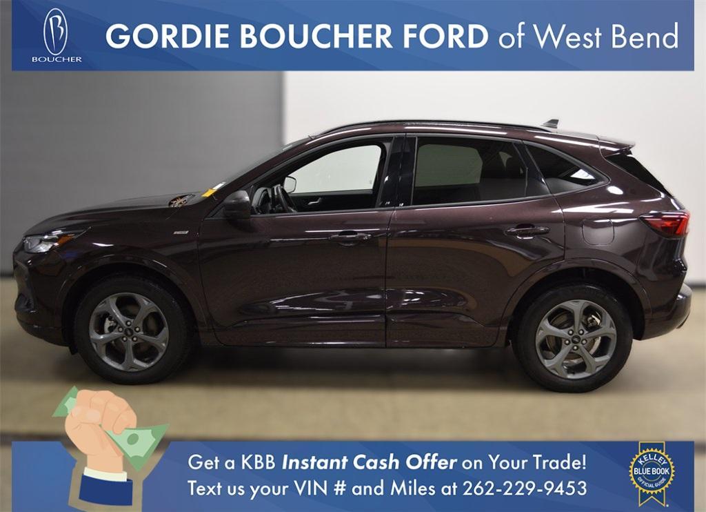 used 2023 Ford Escape car, priced at $25,795