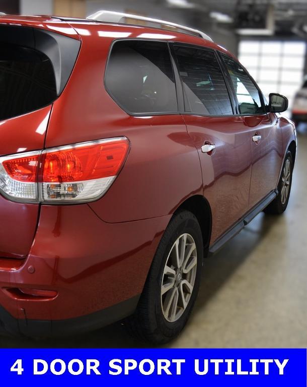 used 2016 Nissan Pathfinder car, priced at $10,595