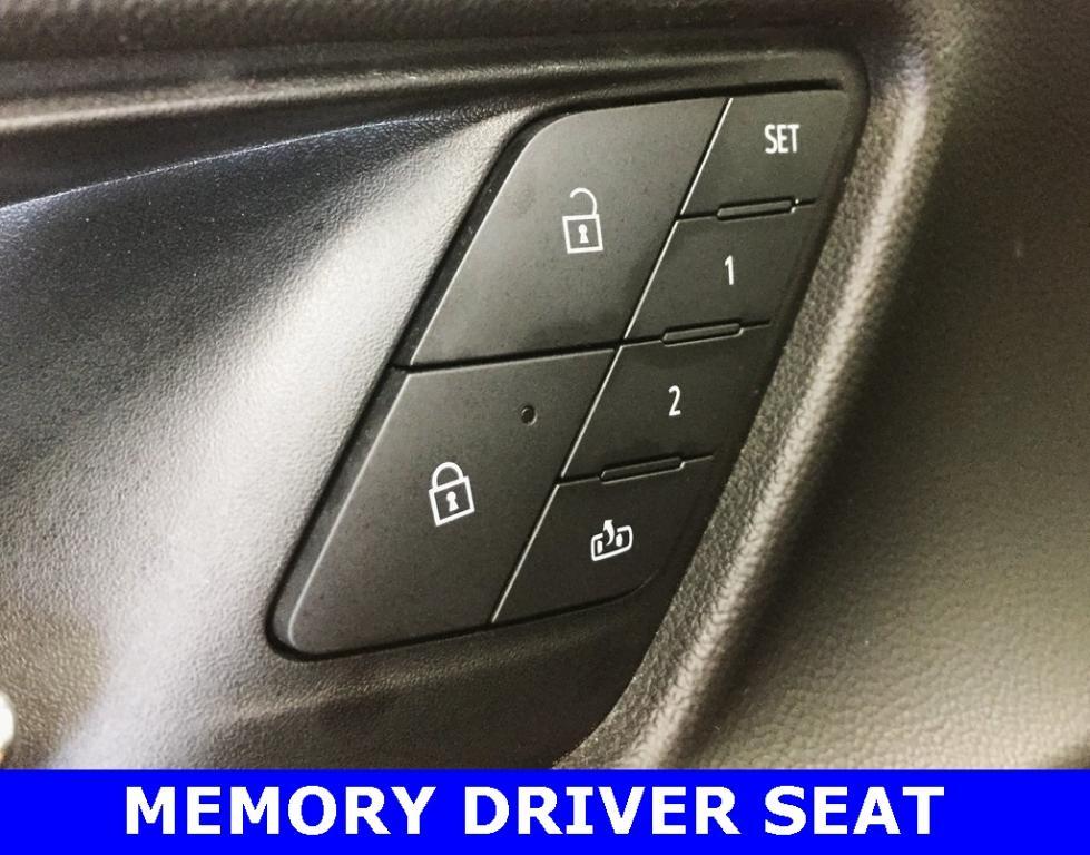 used 2025 Chevrolet Equinox car, priced at $36,495