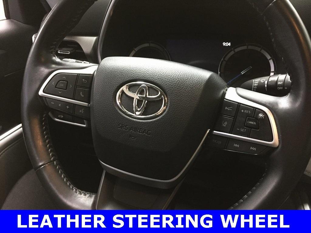used 2022 Toyota Highlander Hybrid car, priced at $34,995