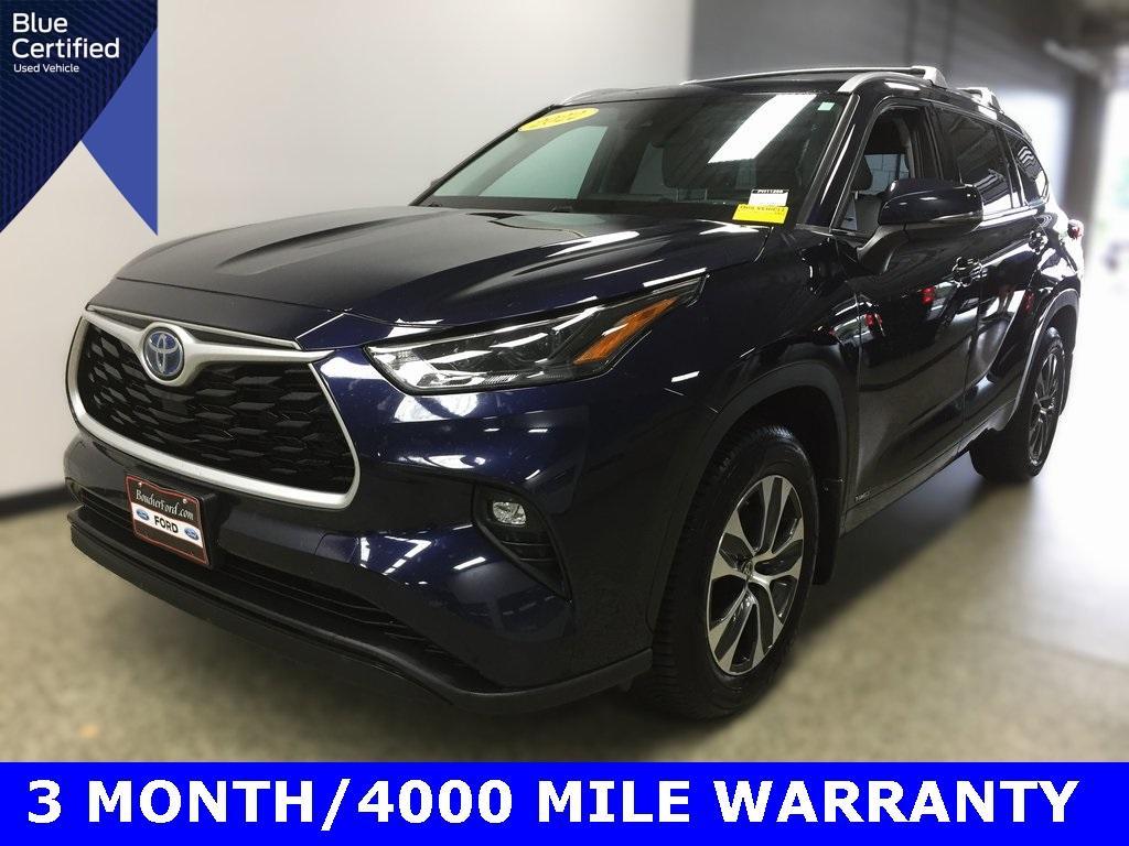 used 2022 Toyota Highlander Hybrid car, priced at $34,995