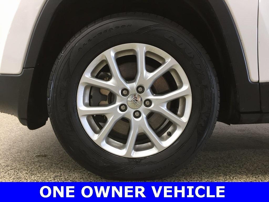 used 2017 Jeep Cherokee car, priced at $16,615