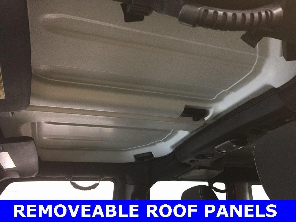 used 2015 Jeep Wrangler Unlimited car, priced at $23,495