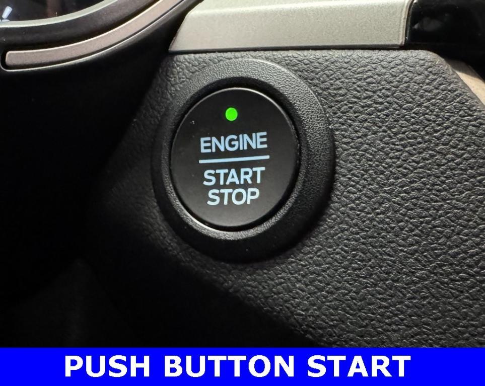 used 2022 Ford Escape car, priced at $25,995