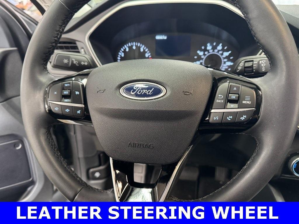 used 2022 Ford Escape car, priced at $25,995