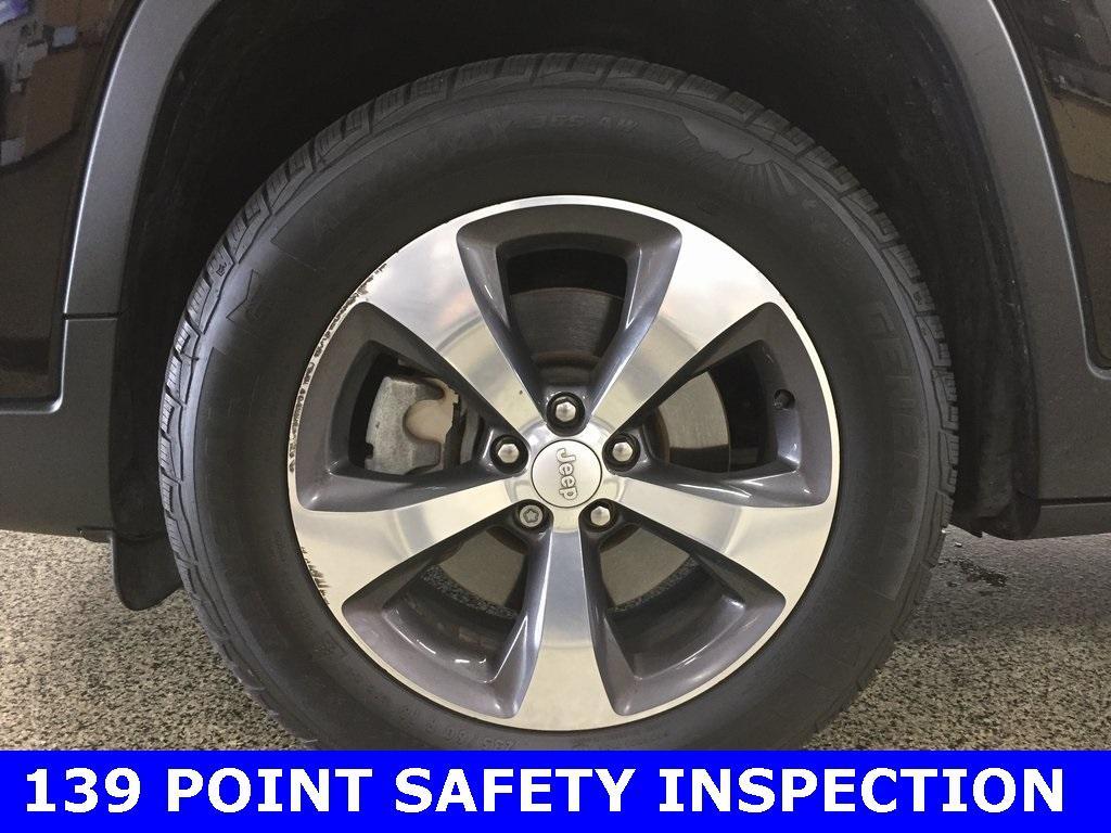 used 2019 Jeep Cherokee car