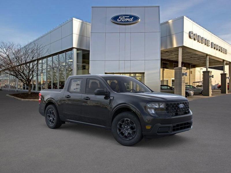 new 2025 Ford Maverick car, priced at $32,702