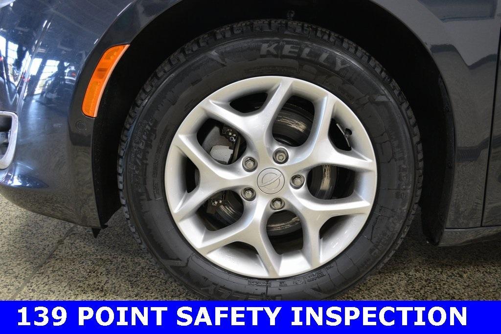 used 2020 Chrysler Pacifica car, priced at $19,495