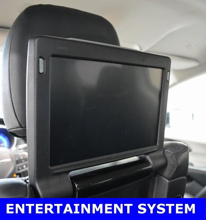 used 2020 Chrysler Pacifica car, priced at $19,495