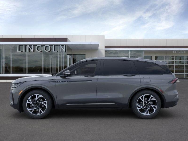 new 2025 Lincoln Nautilus car