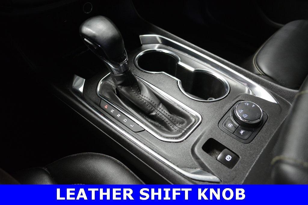 used 2023 Chevrolet Traverse car, priced at $32,495