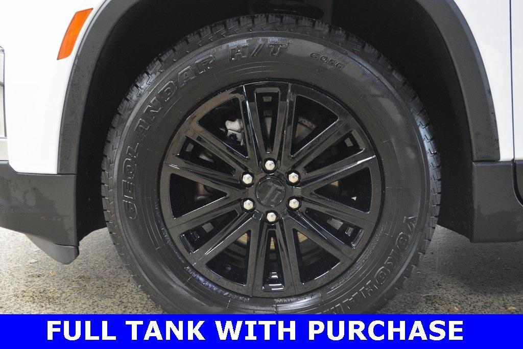 used 2023 Chevrolet Traverse car, priced at $32,495