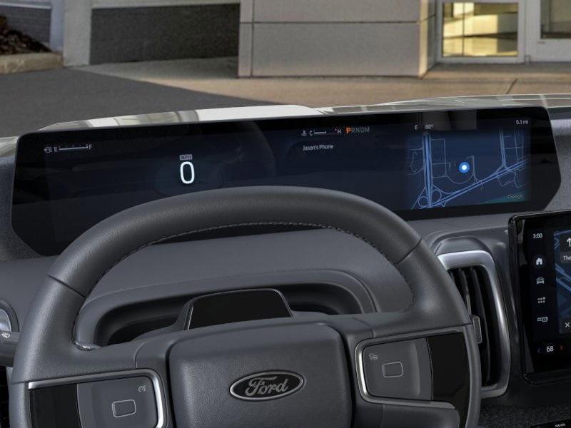 new 2025 Ford Expedition car, priced at $82,205