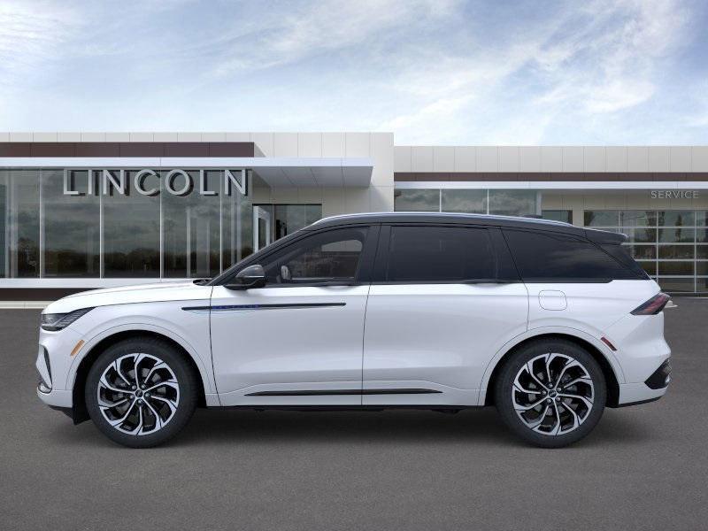 new 2025 Lincoln Nautilus car, priced at $65,304