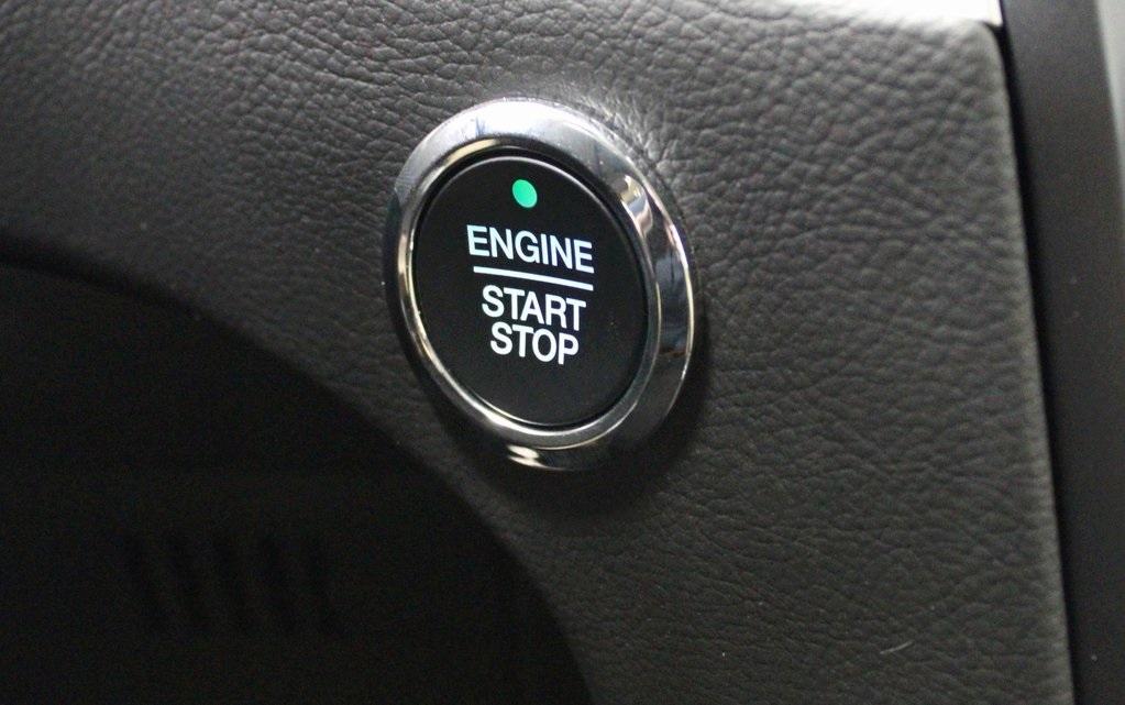 new 2024 Ford Edge car, priced at $31,975